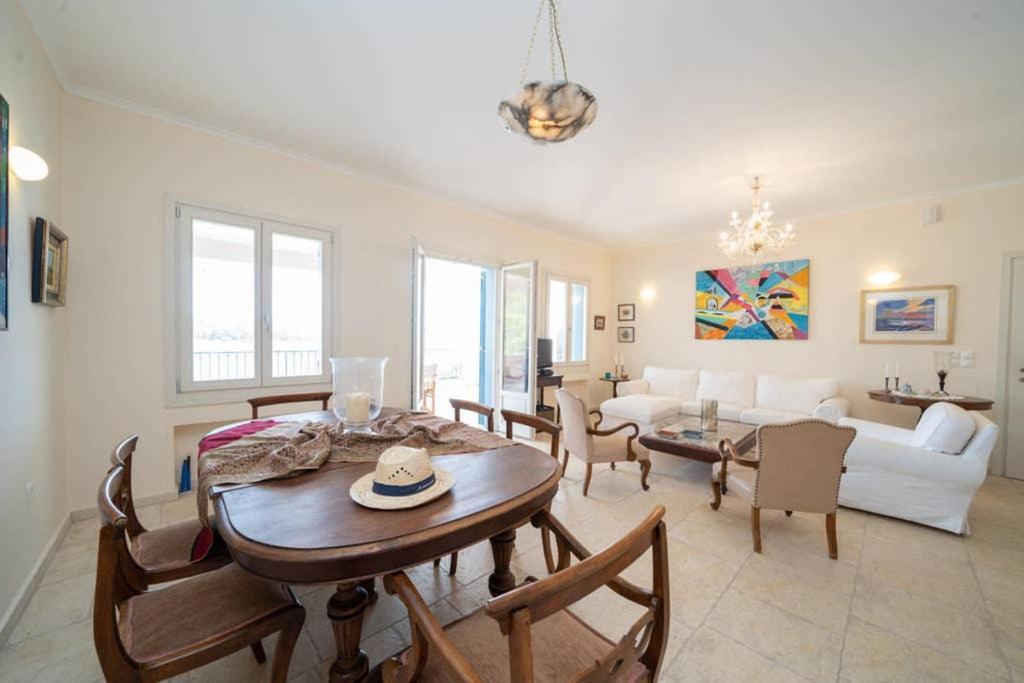 Paradise House Apart2, 5Min Walking Distance To Fiskardo Center Экстерьер фото